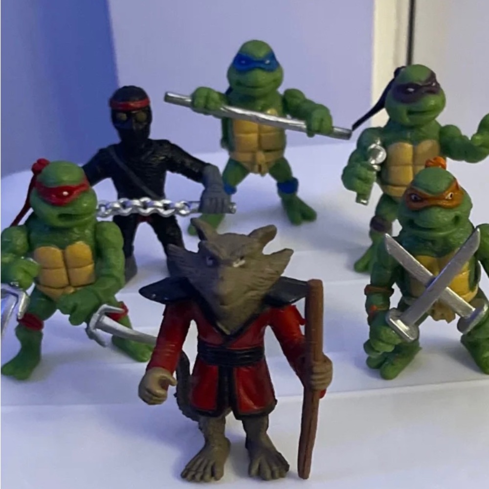 Full set of mini Teenage Mutant Ninja Turtles characters
